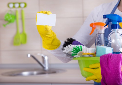 Professional move out cleaning in a Kennington flat with kitchen and living area detailing
