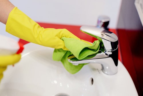 End of tenancy cleaning service for homes and flats in Kennington